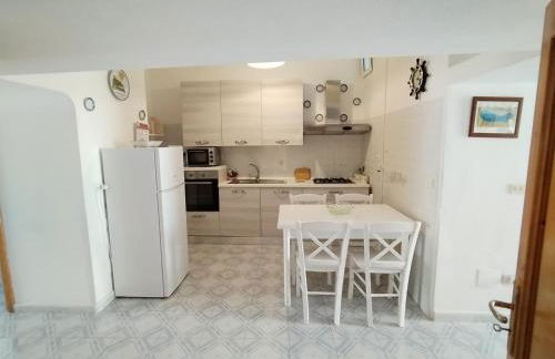 Ischia Ponte Romantic Apartment in the Historical Center and Near the sea - Photo 30