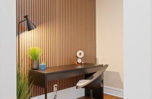 New Elmhurst Gem - Game Room & Amazing Yard - Foto 30