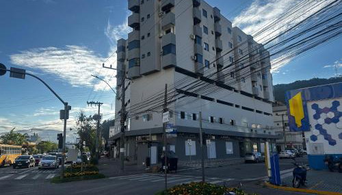 Arthi - Lindo Apto Central com Garagem - Foto 2