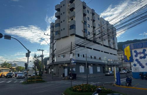 Arthi - Lindo Apto Central com Garagem - Foto 2