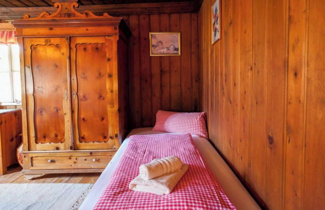 Mountain-view Cottage Sleeps 15 -balcony -pets Ok - Foto 5