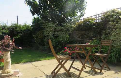 Bedroom bathroom kitchenette own entrance Conwy - Foto 8