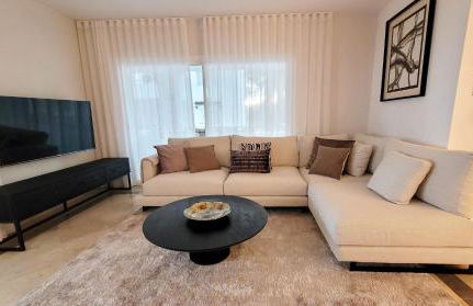 Apartment in El Presidente Beach Side New Golden Mile - Photo 5