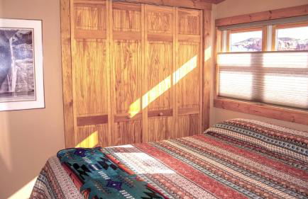 Basecamp Bluff - Bungalow with Patio, Dogs Welcome - Foto 16