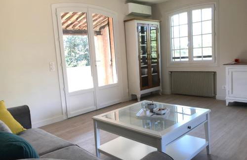 06D - Appartement spacieux avec terrasses, jardin et piscine - Foto 14