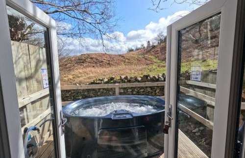 Ash Cabin with Hot Tub - Foto 24