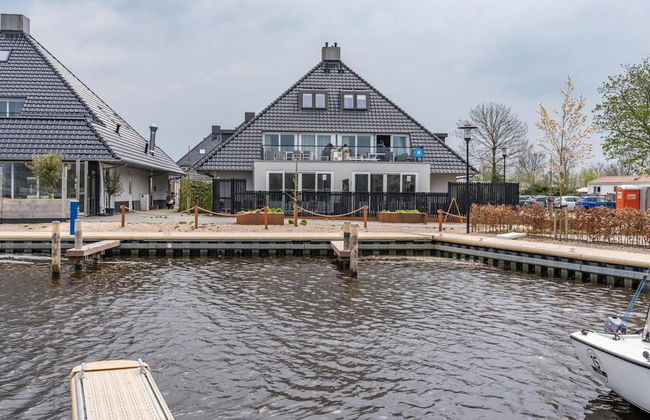 Holiday Home in Sneek With Waterfront Jetty - Foto 36
