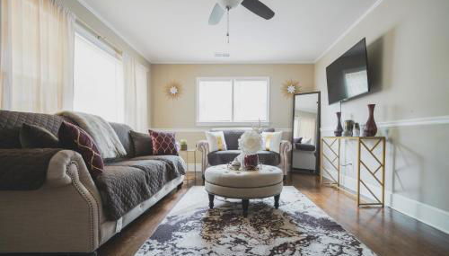 Spacious Home with Pet-Friendly Yard - Foto 5