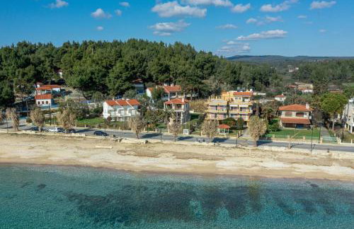 Vitamin Sea Beachfront Villa, Sithonia #FeelsLikeHome - Photo 33