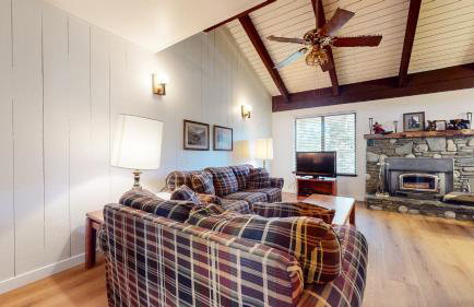 Discover 4 - Photo 5