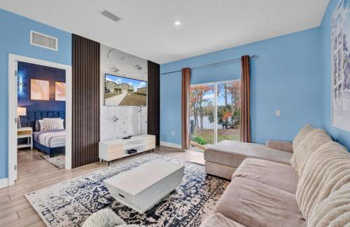 Comfortable 4 bedroom 4 bath Home Near Disney - Foto 45