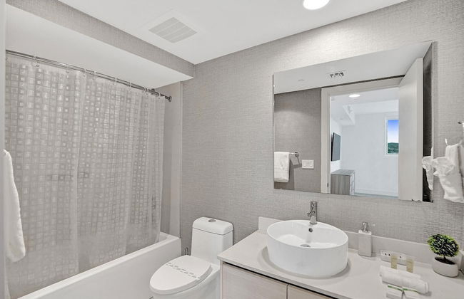 LUXURY 3BD APARTMENT BEACHWALK - Foto 32