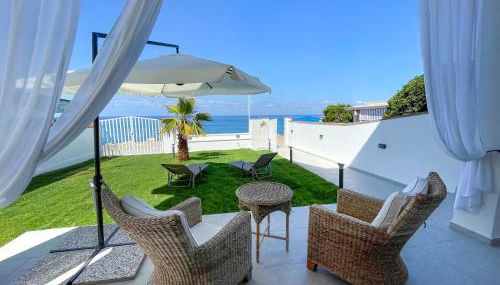 Villa Marisa - Villa di Lusso Fronte Spiaggia - Foto 4, Garden