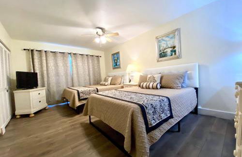 Villa Marco Island - Photo 15