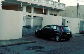 Sobrado Parque Mae Bonifacia 4 suites com ar e piscina - Foto 2