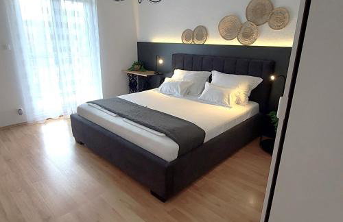 Villa Bacio with heated pool, starlink internet - Foto 41