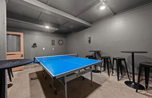The Gatsby Carriage House Luxe Stay w Game Room - Foto 58