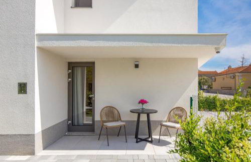 Apartmani Vila Mara M 1 heated pool - Foto 5