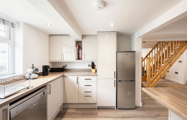 Beach Side House in Beautiful Borth - Photo 8