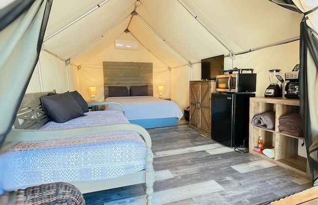 2 Son's Blue River Camp - Glamping Cabin - Foto 2