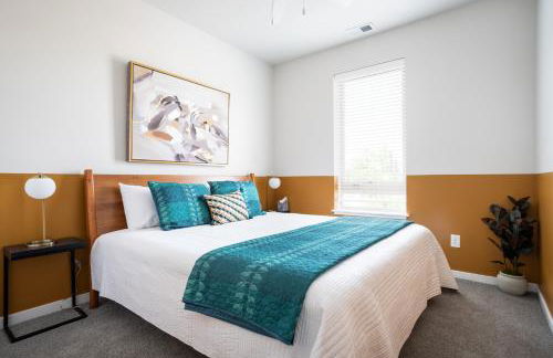 NEW HAPPY TRAIL 2BR CONDO CLOSE TO DOWNTOWN - Foto 10