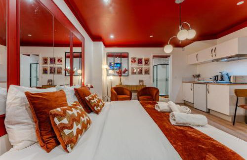 L'Écrin Rouge Escapade Romantique et Balnéo Privé - Foto 4