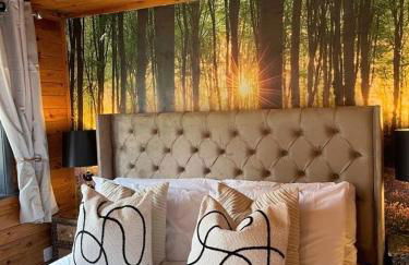 Otter 1 - Private Hot Tub - Bali Inspired Lodge - Bath - Longleat - Wiltshire - Photo 46