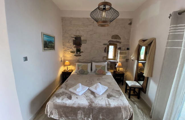 Castlerizaraki - Photo 3