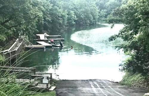 Serenity, A Rustic Log Cabin Retreat - Foto 50