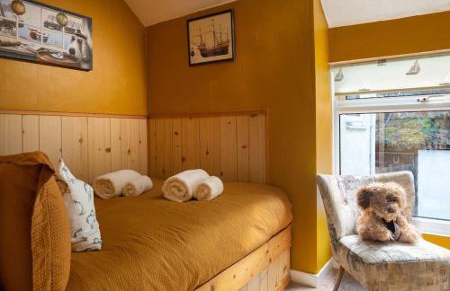 Fantastic sea views at Century's old Alma's Cottage - Sleeps up to 8 guests - Foto 8