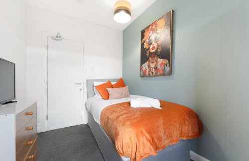 New! 4BR in Mitchell Street - Foto 3