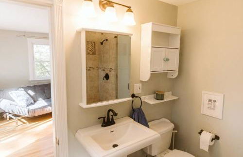 Manchester by the Sea|Outdoor Fireplace|King Bed - Foto 26