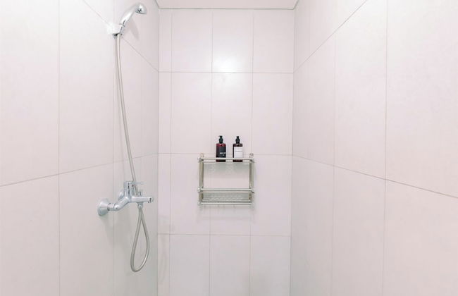 Homey And Restful Studio Royal Sentul Park Apartment - Photo 7