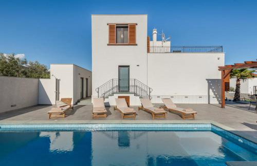 Villa Modea with Heated Pool - Foto 40