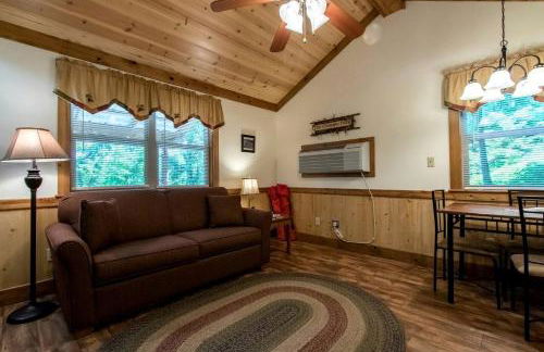 Cabin in the woods w/ WIFI close to Monongahela National Forest - Foto 10