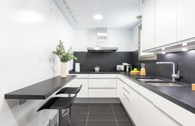 Aspasios Paseo de Gracia Apartments - Photo 14