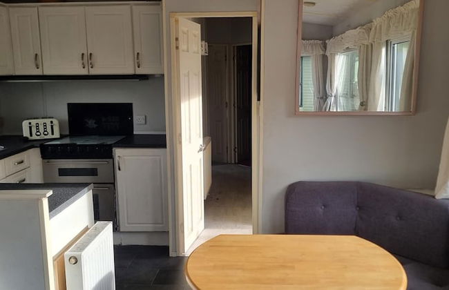 Lovely 3-bed Caravan in Foel, Welshpool - Foto 6