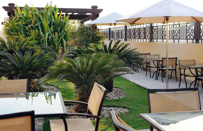 Movenpick Hotel Apartments Al Mamzar Dubai - Photo 56