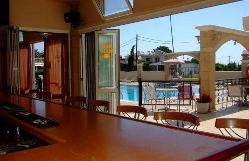 Antonios Hotel - Photo 18