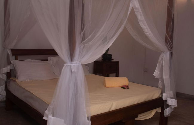 Galle Large Serviced Villa Near Beaches & Fort - Photo 6