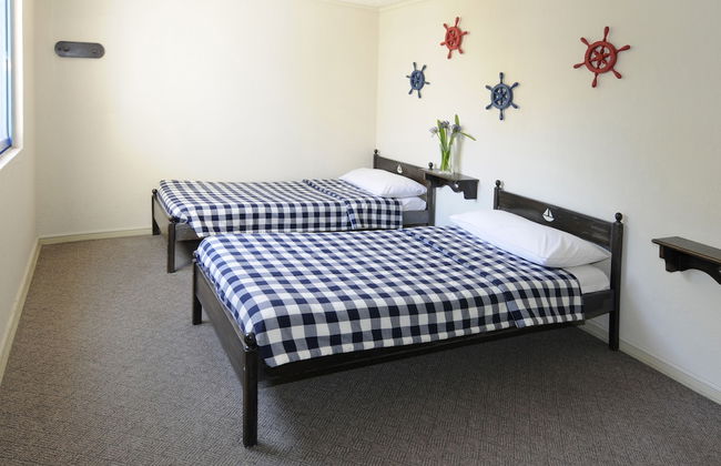 MR Mar Suites - Photo 3