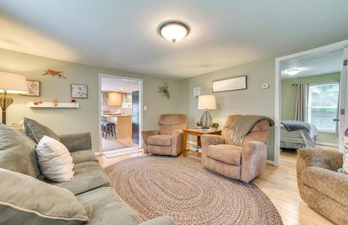 Visit Fife Lake and Traverse Bay! Farmhouse Hideaway - Foto 5