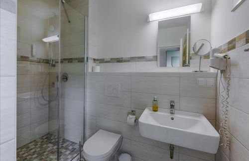 Feriendorf Rugana - Komfortplus Appartement mit 1 Schlafzimmer und Terrasse B19 - Foto 5