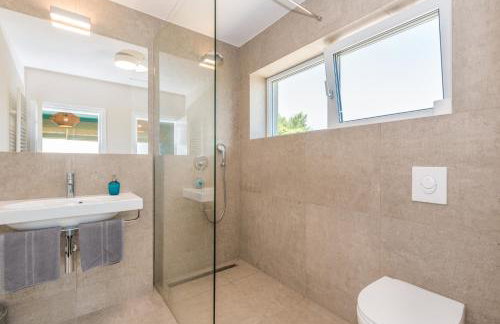 House 61 Sveta Marina - Photo 41