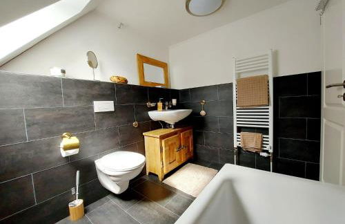 Hochwertiges Fischerhus mit Terrasse und Grill - Foto 36