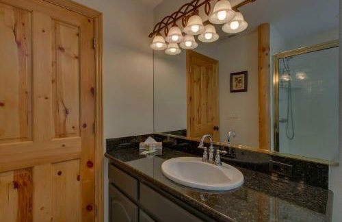 Prima Del Norte - Hot Tub, Pool Table, Arcade Game! - Foto 49