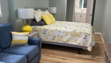 Newly renovated 1 bedroom with air conditioning and kitchenette - Foto 2