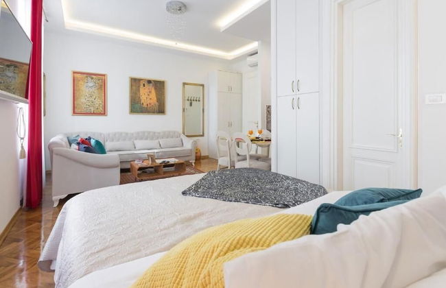 Aurelia Antik - Foto 1