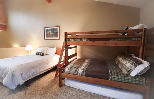 Elk Trail Getaway - Photo 7