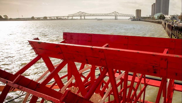 Atardecer sobre el Misisipi